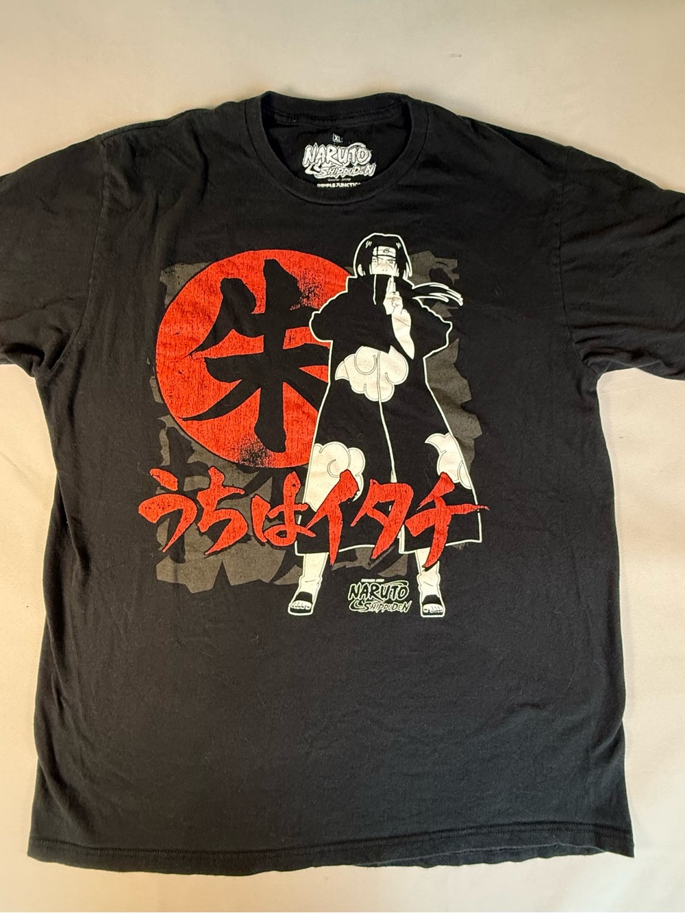 Naruto Shippuden black Itachi Uchiha Men’s T-shirt Size XL